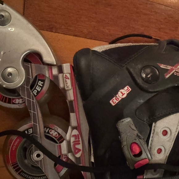 FILA Black and Red Women Inline Skates - Picture 4 of 6